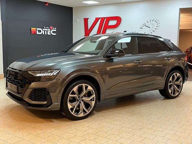 Audi RSQ8 i Örebro