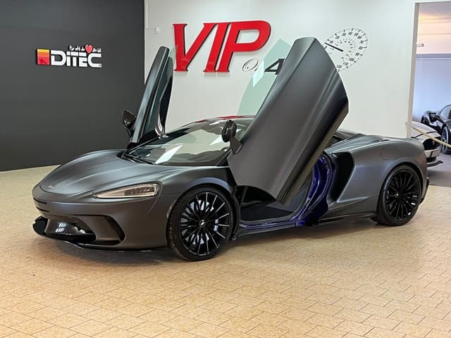 McLaren GT i Örebro
