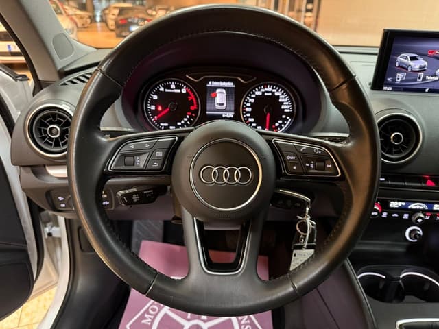 Audi A3 i Örebro