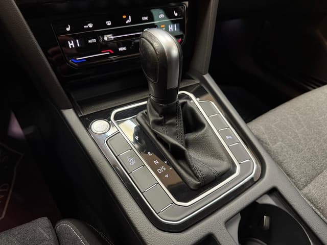 Volkswagen Passat i Örebro