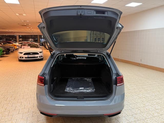 Volkswagen Passat i Örebro
